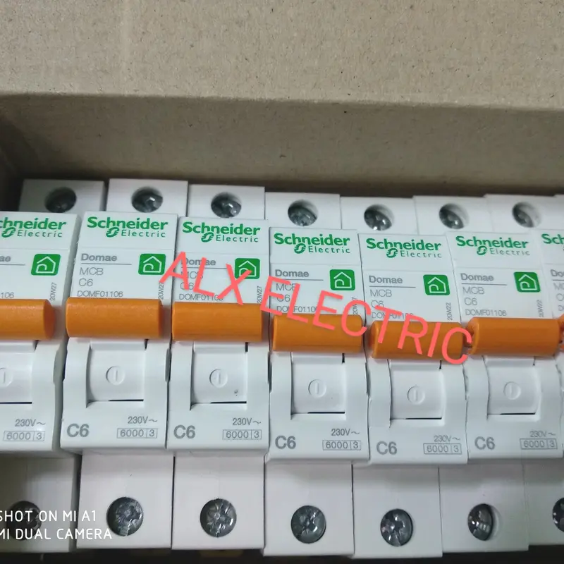 MCB DOMAE SCHNEIDER NEW 1P 2A 4A 6A 10A 16A 20A 32A 40A 50A 63A SNI 0