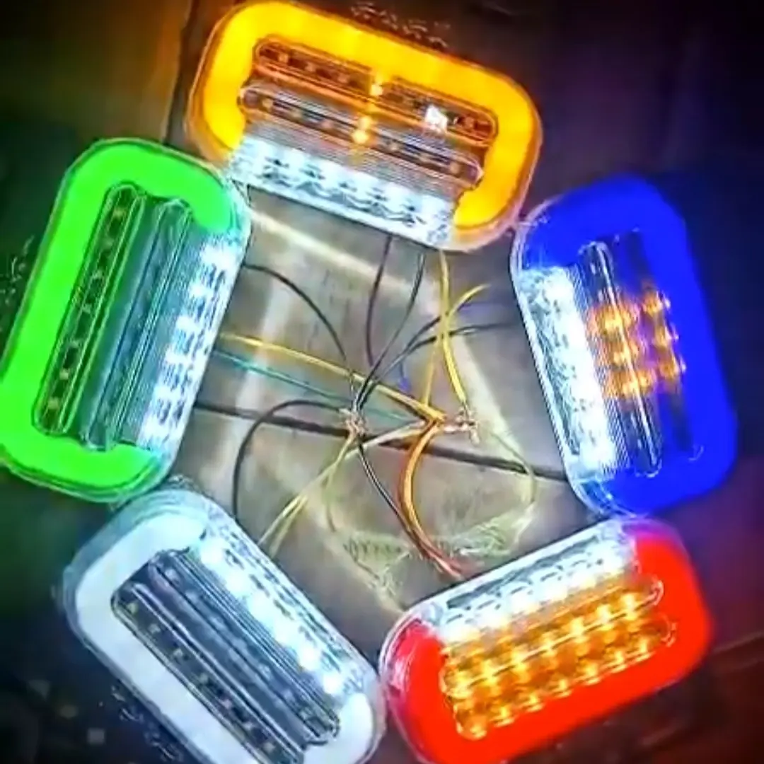 Lampu Bak Led Variasi Oval Universal Sein Sen Running. 24V Truck Truk