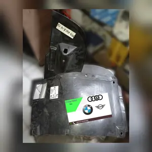 Inner fender depan kanan kecil (sirip hiu) BMW E39 old Taiwan