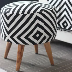 Cover stool BW