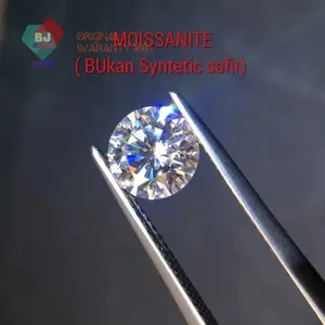 Batu moissanite Near White Faint Yellow Color Original Diamond Quality