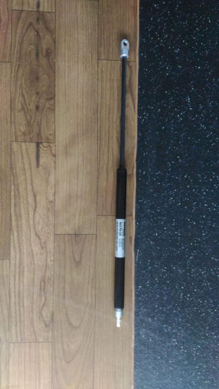 Gambar Gas Spring Bansbach E2E2 70 200 500 001 200N/50cm 200N Hinge Eye dari Primasentris Kab. Bogor Tokopedia