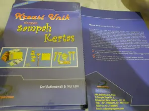 Buku Keterampilan - Kreasi Unik dengan Sampah Kertas