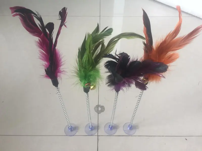 Cat Toy Mainan Kucing Bulu Tempel Dilantai dengan Lonceng 1
