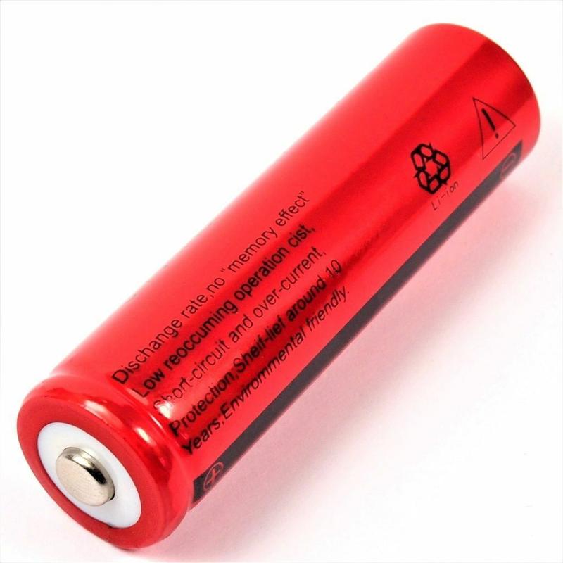 Baterai Lithium 3.7V 18650 Recharge Cas UltraFire Senter Power Bank