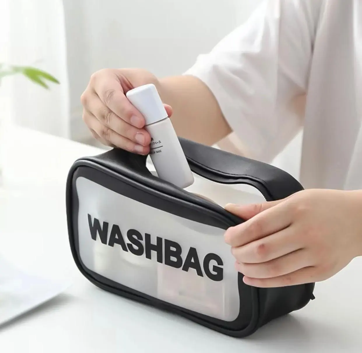 POMPON Waterproof Travel Washbag Toiletry Bag Tas Alat Mandi