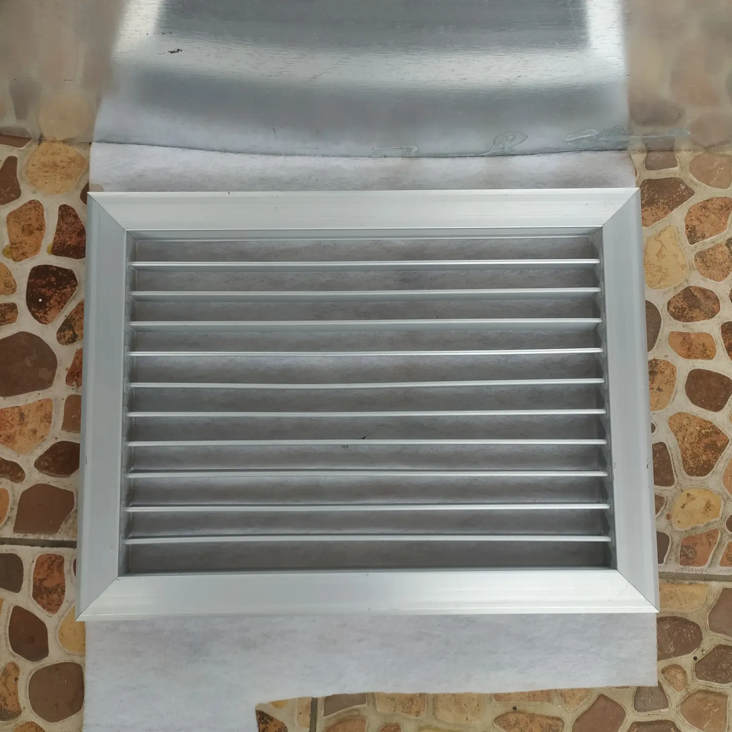 grill ventilasi ducting UK 30cm X 25cm warna natural