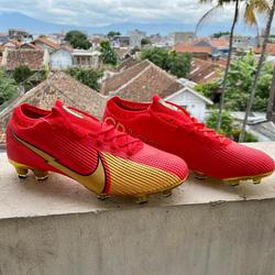 sepatu nike mercurial cr7