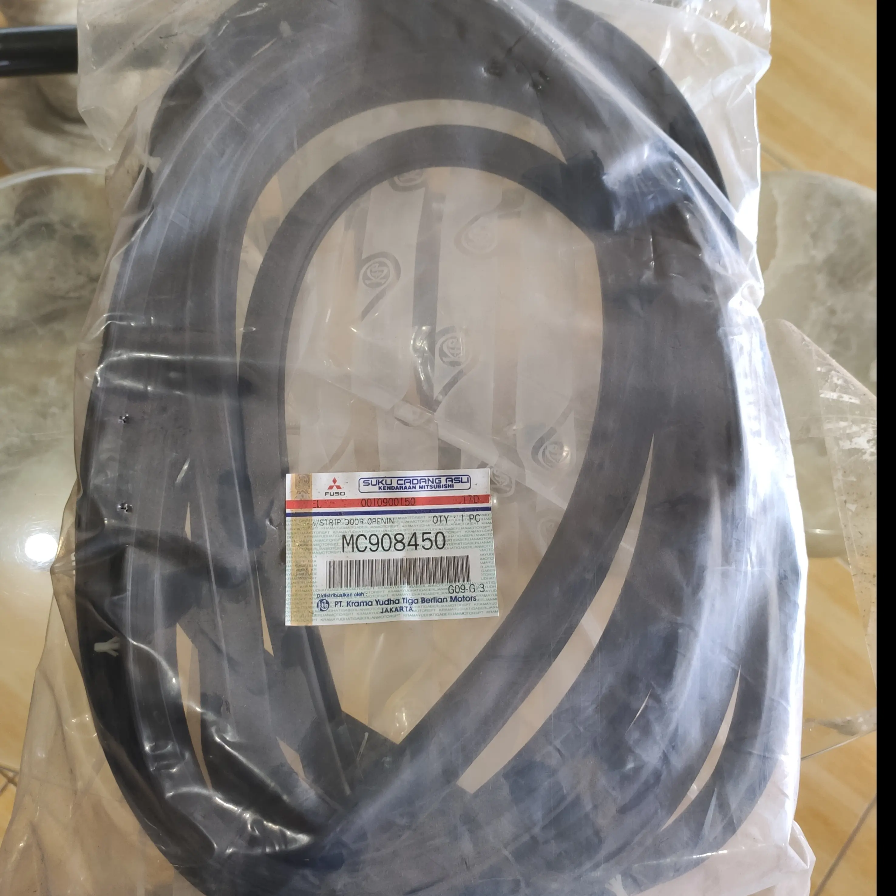 Karet Pintu Fuso 190PS