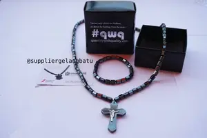 KALUNG SALIB YESUS GINSAMYONG KESEHATAN KRISTEN KATOLIK BENEDIKTUS