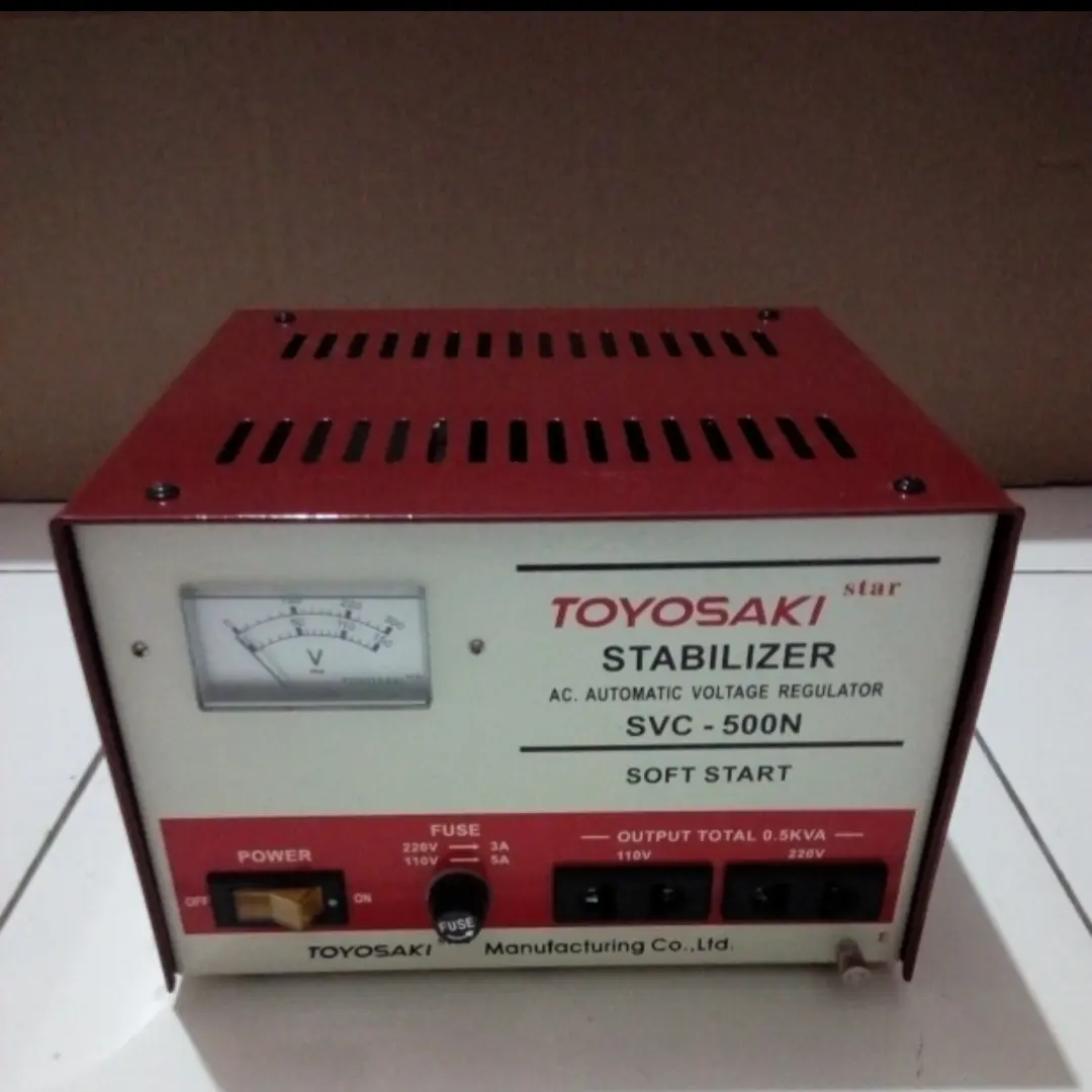 Stabiliser TOYOSAKI SV 500N (500watt)