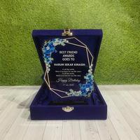 Gambar plakat akrilik murah, vandel, piala, trophy, plakat custom, plakat dari Maureen Shop15 Jakarta Timur 1 Tokopedia