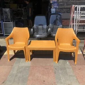 2 kursi Olymplast 508 + 1 meja OSTR 80x40 cm