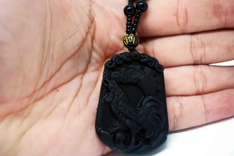Kalung Shio Ayam Fengshui Zodiak Black Onyx Stone 1