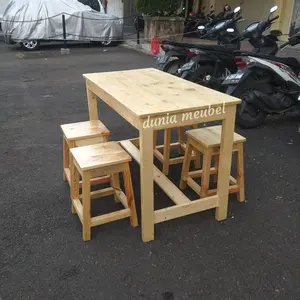 meja makan satu set 1meja 4bangku kayu jati Belanda sudah di vernes kokoh