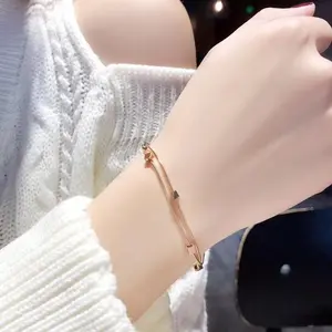 gelang titanium impor anti karat/gelang tangan terbaru anti karat