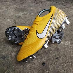 sepatu bola nike mercurial vapor xii
