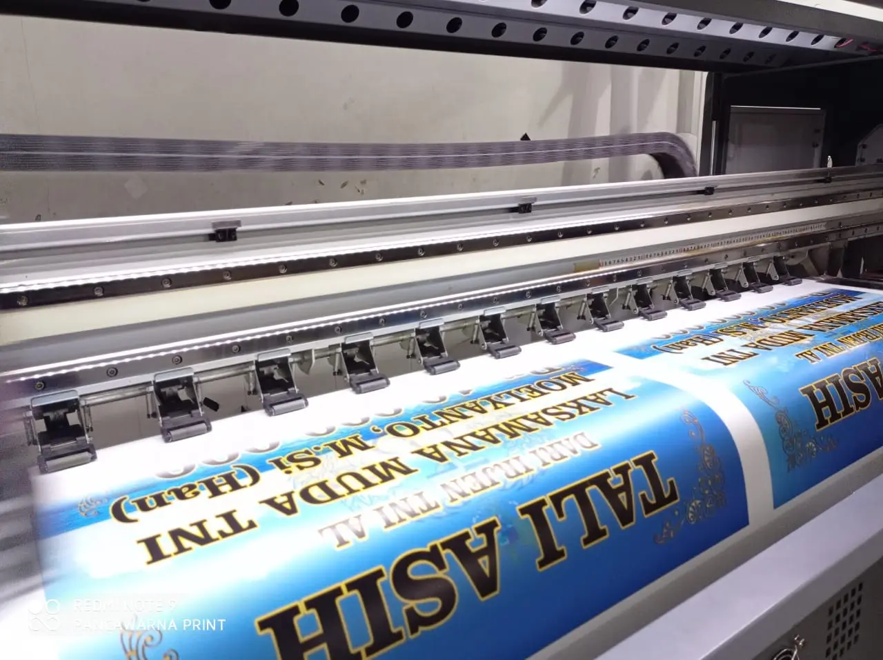 Cetak Banner Hi Res Murah Pengerjaan 1 Hari Jadi Digital Printing SBY