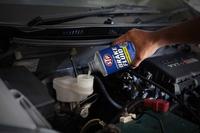 Gambar STP Brake Fluid (Cairan Minyak Rem) DOT 4 Mobil Motor 300 ml PUTIH dari STP Kota Administrasi Jakarta Utara 5 Tokopedia