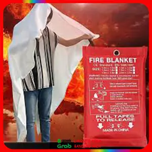 Kain Selimut Alat Pemadam Kebakaran FIRE BLANKET 1.8 M x 1.8 M Original Import Bahan Fiberglass Cocok untuk Rumah & Pabrik