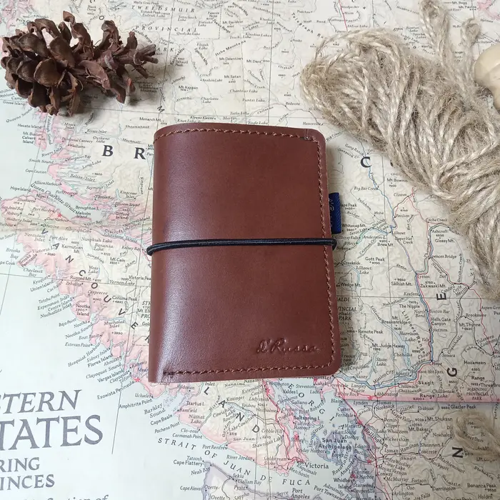 Gambar Dompet Kartu Nama Pria Wanita Kulit Sapi Asli Grade A Seri Tarantula - Coklat Tua dari drussaleathergoods Kota Administrasi Jakarta Selatan 4 Tokopedia