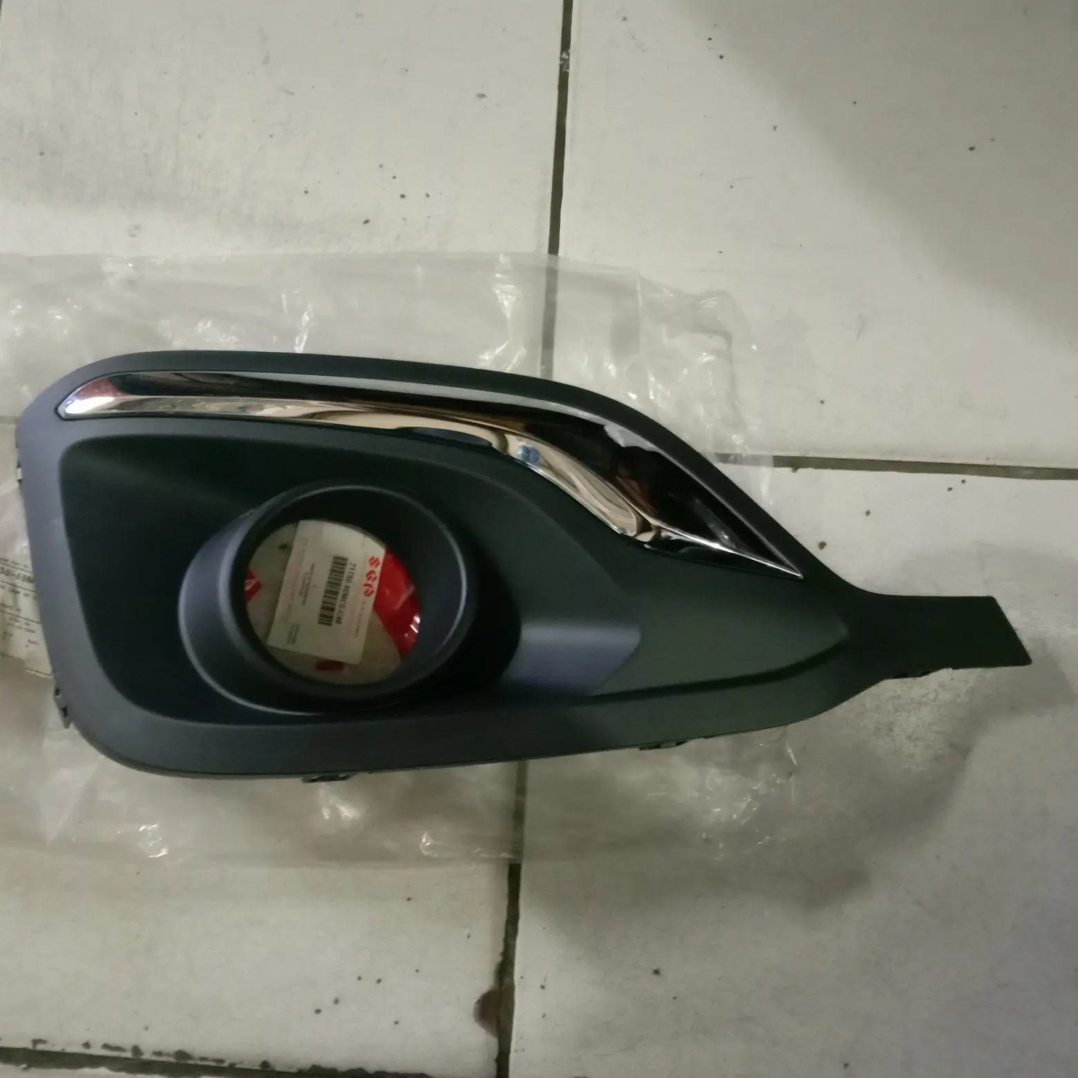 cover foglamp black crum Suzuki Ertiga diesel