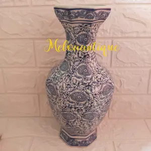 Vas Bunga Keramik Ukuran Tinggi 30 cm