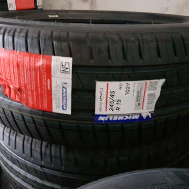 Gambar ban mobil michelin 245 45 19 pilot sport3 dari cv pitstop karawaci Kota Tangerang Tokopedia