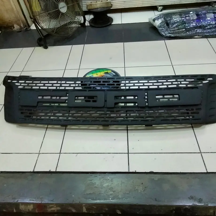 ford ranger T6 grill ranger hitam doff