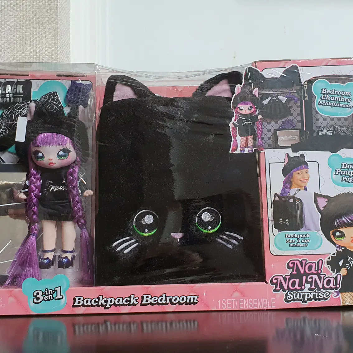 Nanana Na Na Na Surprise Doll Limited Edition Backpack Black Kitty
