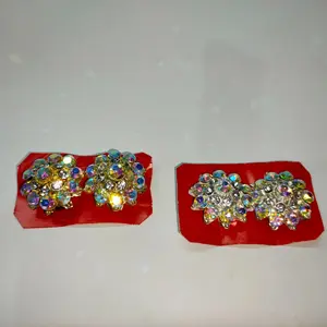 Anting Atau Giwang Bunga Crysan Batu Permata Rainbow Cantik