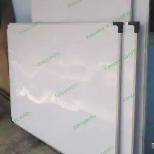 white board magnetik 90 × 122 Cm Gantung