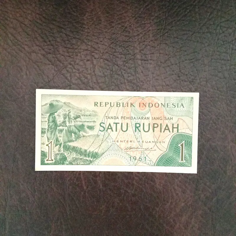 Uang kertas kuno Indonesia -1Rupiah - th1961 -Sandang Pangan (1lbr) A 0