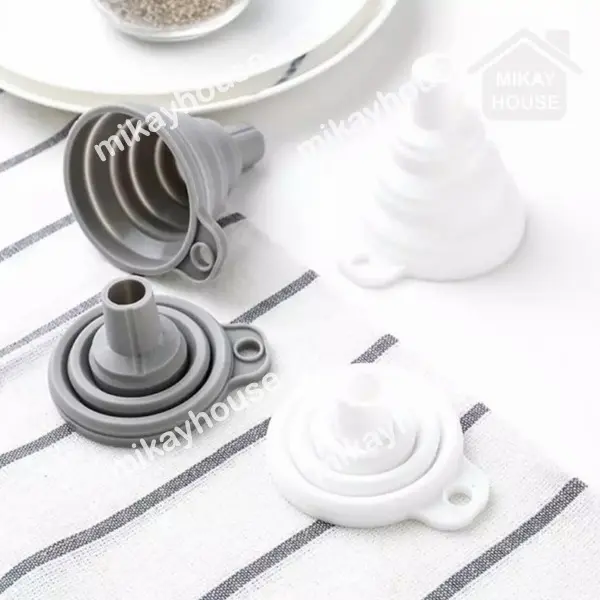 Corong Silikon Isi Ulang Sabun| Refill Air Minyak Portable Lipat