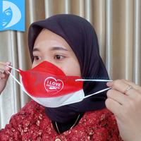 Gambar Ms Glow Kosme Mask KM 95 Merah Putih Kosmemask Series Merah Putih dari TOKO DUNIA KECANTIKAN Kota Surabaya 2 Tokopedia