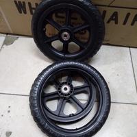 Gambar ban kursi roda ukuran 12.1/2 x 2.1/4 dari Alkes depok2 Kota Depok 1 Tokopedia