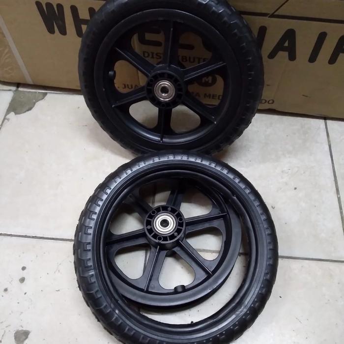 Gambar ban kursi roda ukuran 12.1/2 x 2.1/4 dari Alkes depok2 Kota Depok Tokopedia
