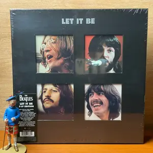 PIRINGAN HITAM / VINYL BEATLES - LET IT BE (BOX SET) (5LP)