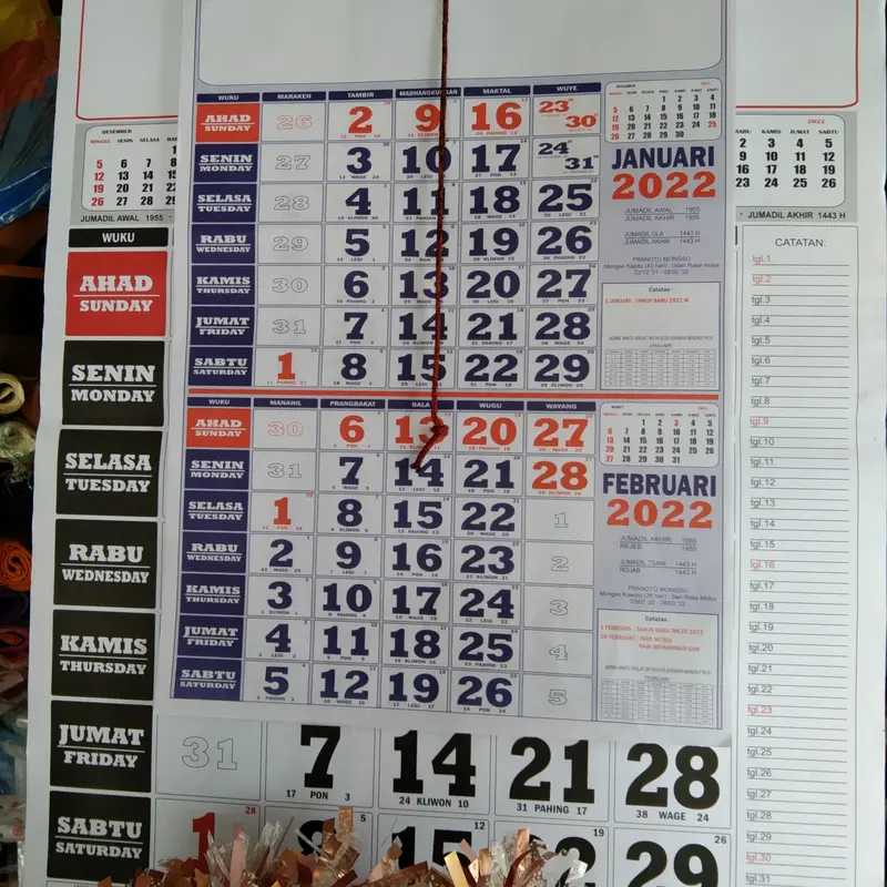kalender 2022 dinding terbaru awet bisa satu tahun murah terlengkap 0