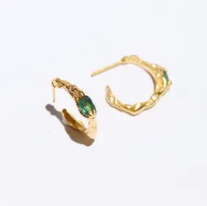 Mud Earring with Green Quartz