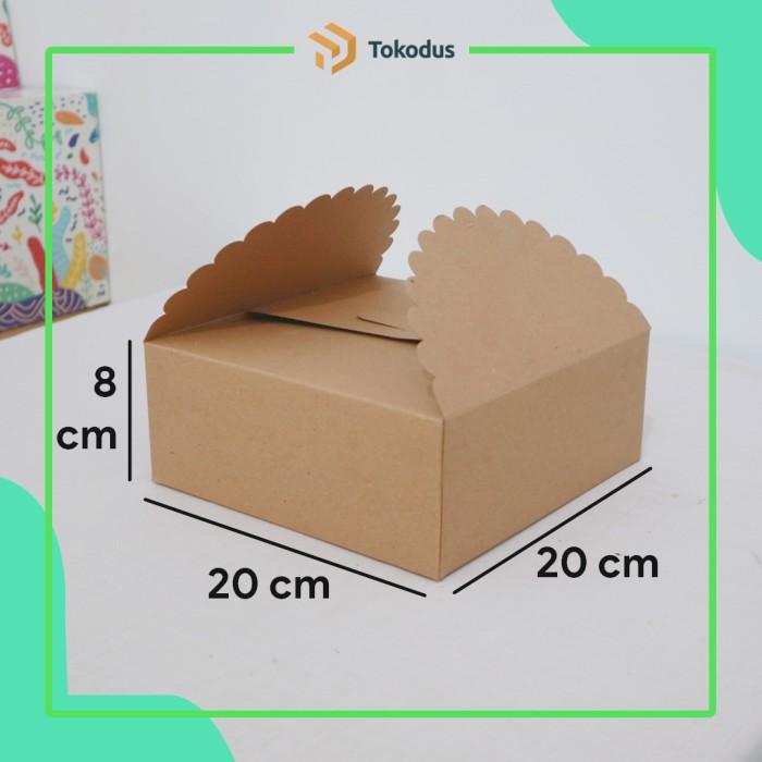 Gambar Tokodus Kardus Box Kotak Hampers, Kado, Gift Box 20x20x8 cm Kraft Paper Pita 30cm dari Tokodus TKI Kab. Bandung Tokopedia