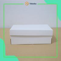 Gambar Kardus Box Packing 31x18x11 Putih Polos Duplek + Kraft untuk Sepatu & Sandal - Tokodus TKI dari Tokodus TKI Kab. Bandung 5 Tokopedia