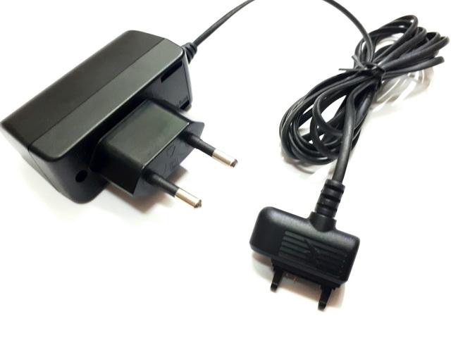 Gambar Charger Sony Ericsson CST-70 CST70 Original 100% Soner K750 K800 P1 dari CNC phoneshop Kota Administrasi Jakarta Pusat Tokopedia