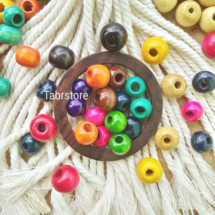 Gambar Manik Kayu warna ukuran 2cm, 2,5cm, 3cm | Wooden Beads | Manik kayu dari Tabrstore Kab. Badung Tokopedia
