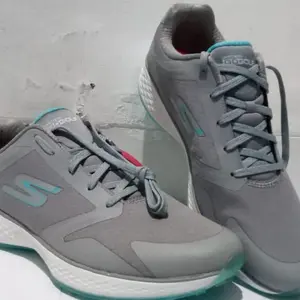 sepatu golf wanita import