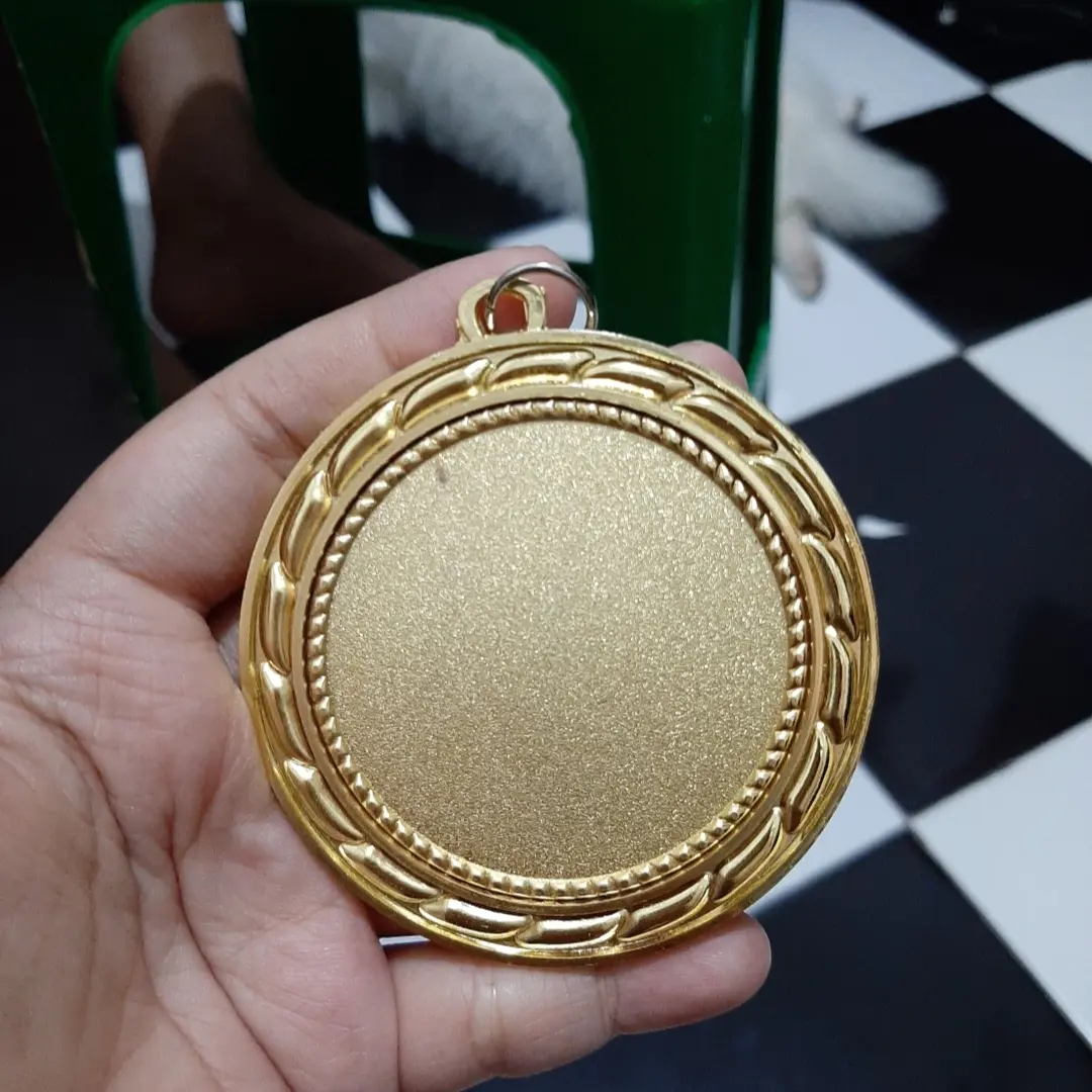 medali logam satuan.