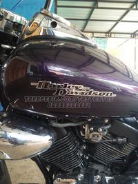 Gambar Emblem / Sticker Tulisan Harley Davidson / Lettering dari Chrome Bandits Kota Administrasi Jakarta Selatan 2 Tokopedia
