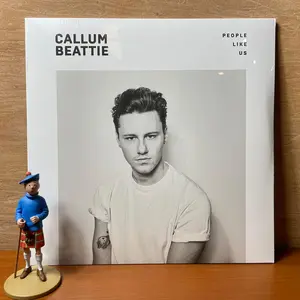 PIRINGAN HITAM / VINYL CALLUM BEATTIE - PEOPLE LIKE US (BLUE VINYL)