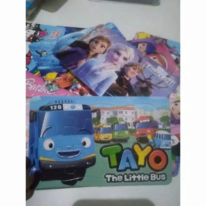 50pcs Mainan Puzzle kertas mix random