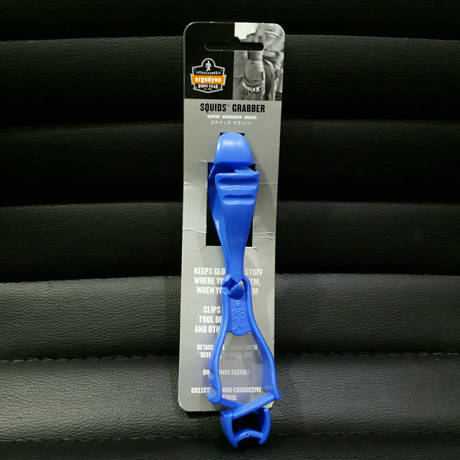 gloves clip